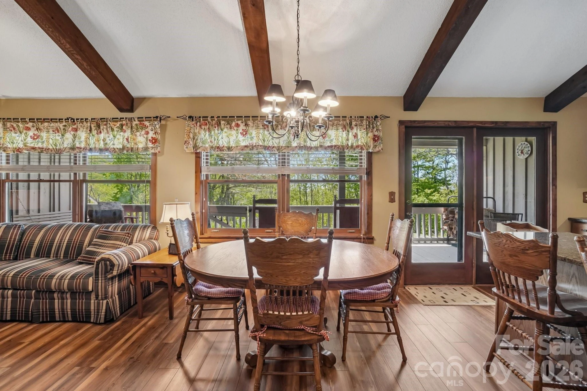 302 Eagles Nest Court S - Photo 9