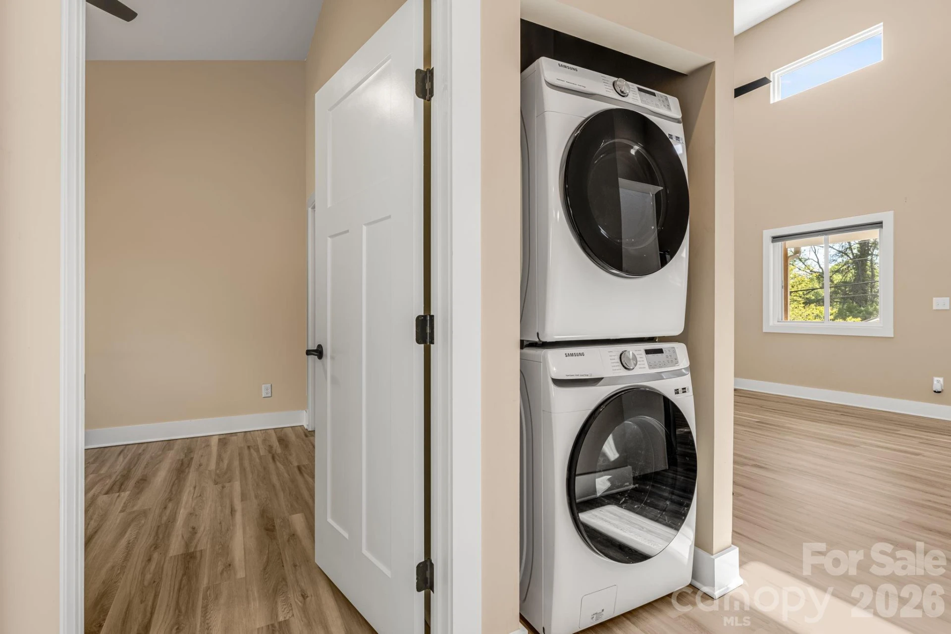 207 Hanover Street - Photo 13