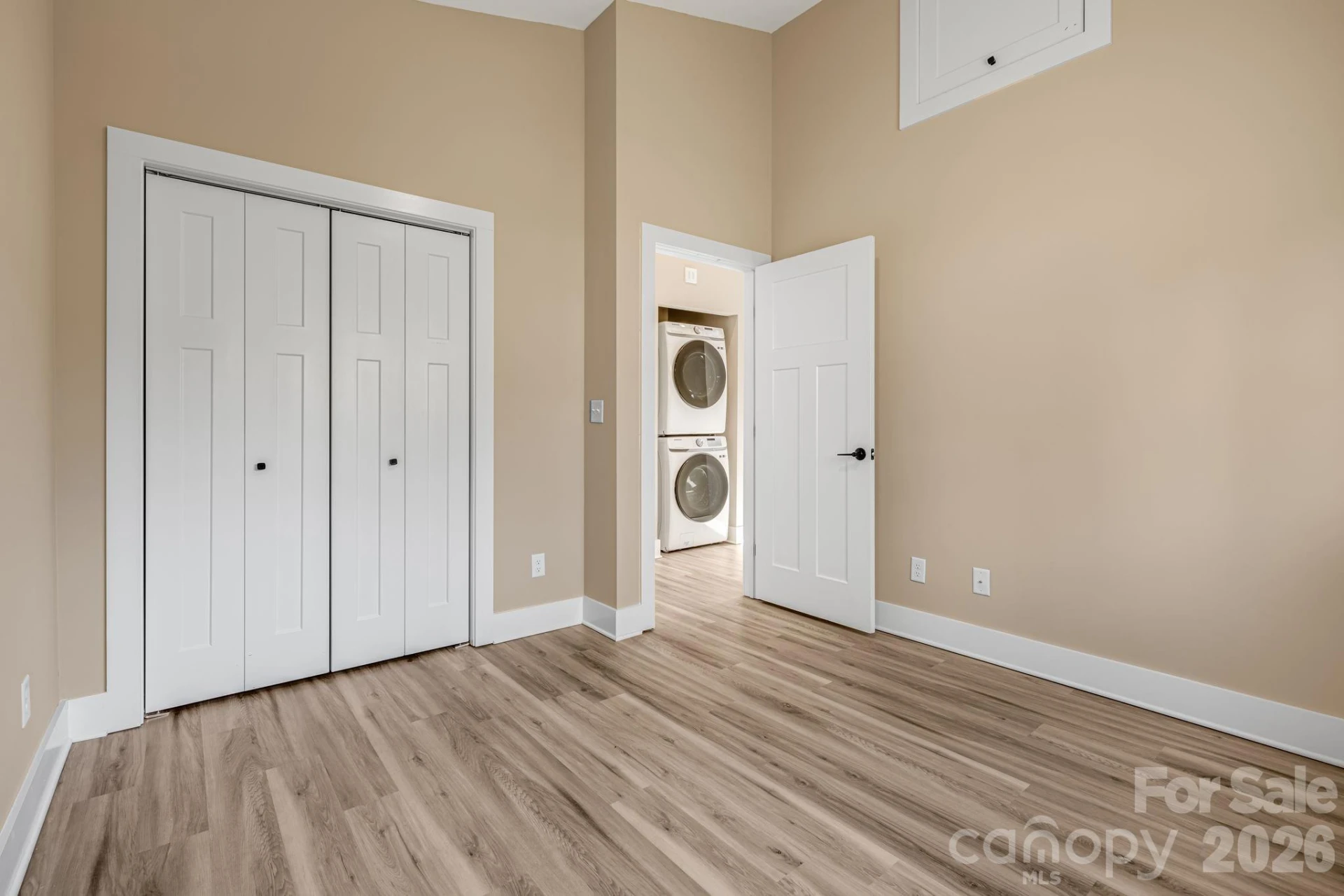 207 Hanover Street - Photo 18