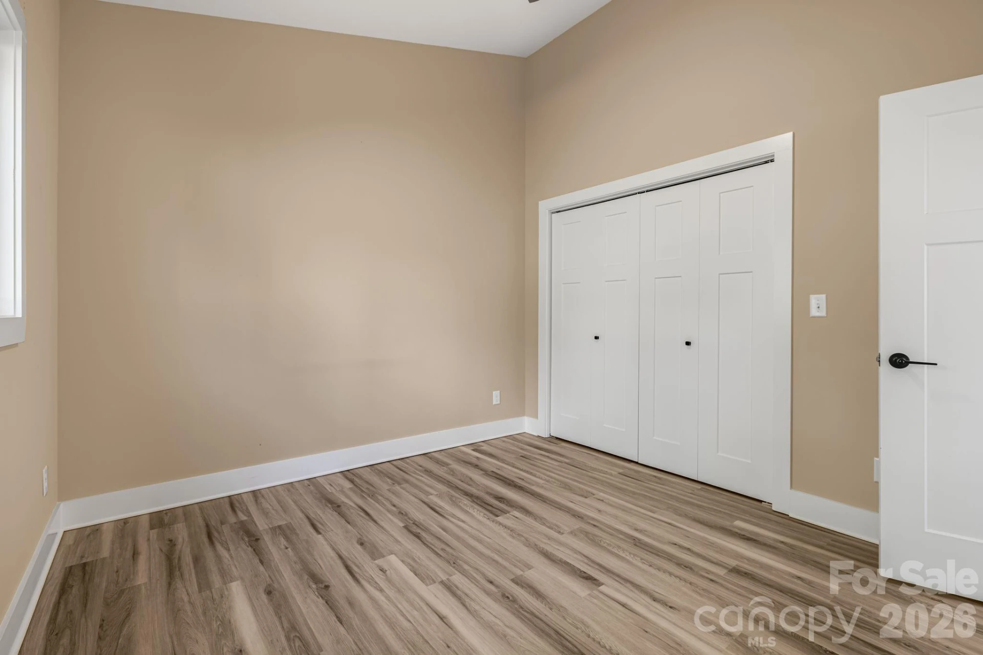 207 Hanover Street - Photo 20