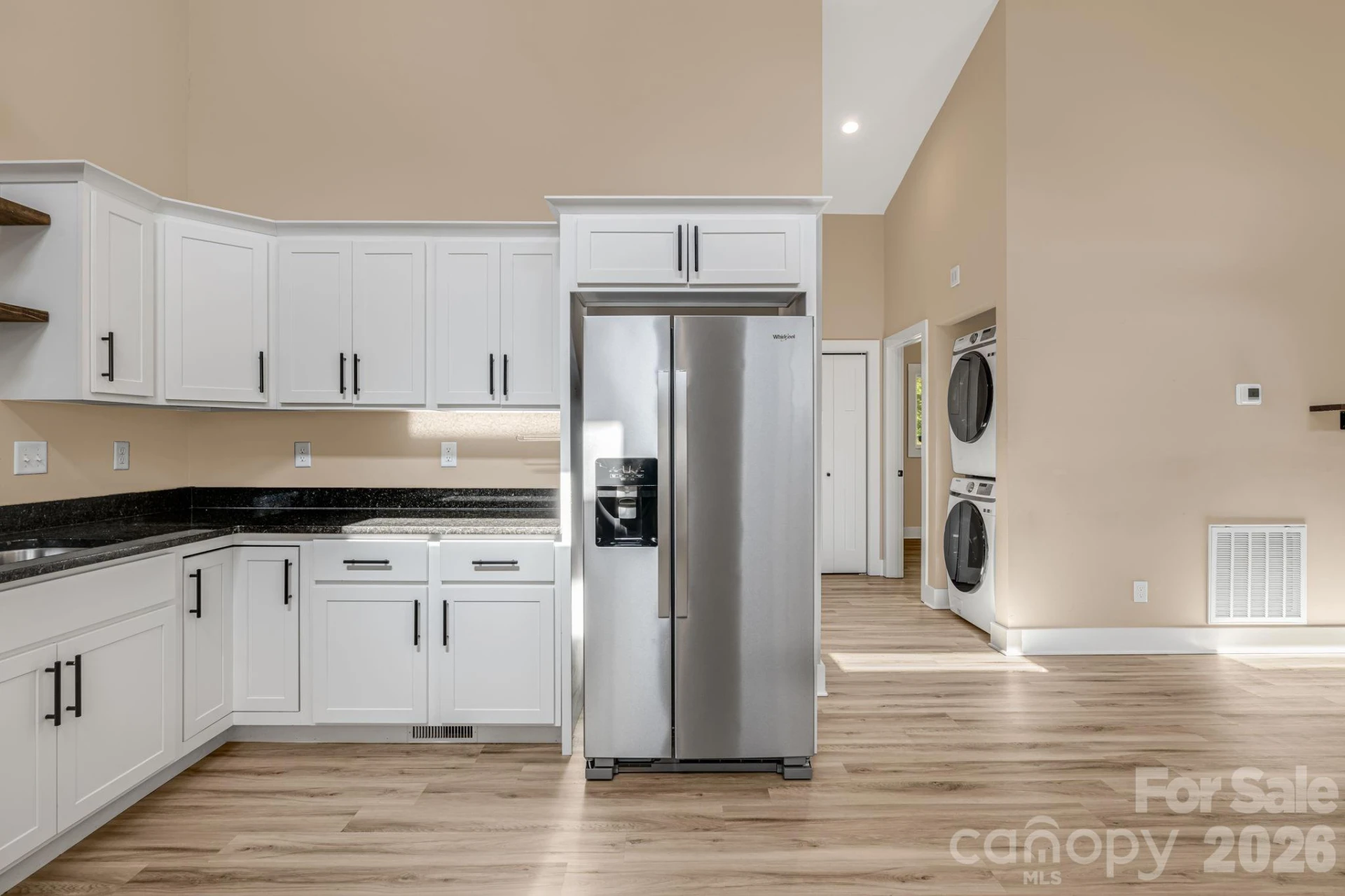 207 Hanover Street - Photo 11