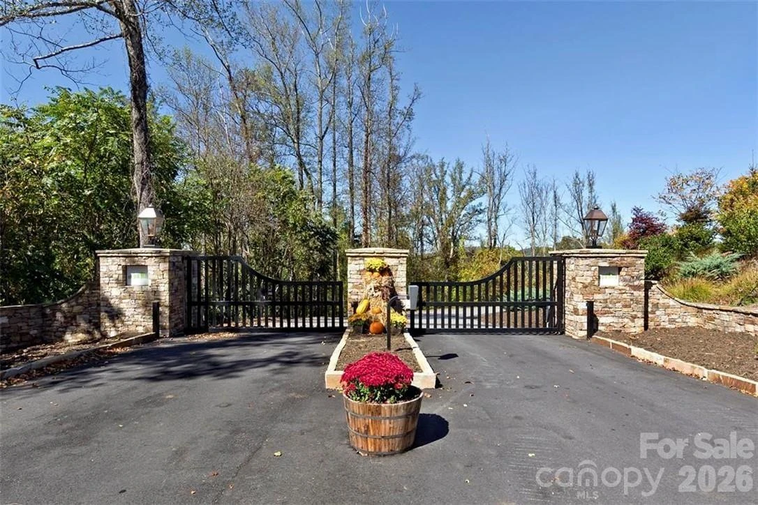 11 Franklin Trace Drive #15 - Photo 2