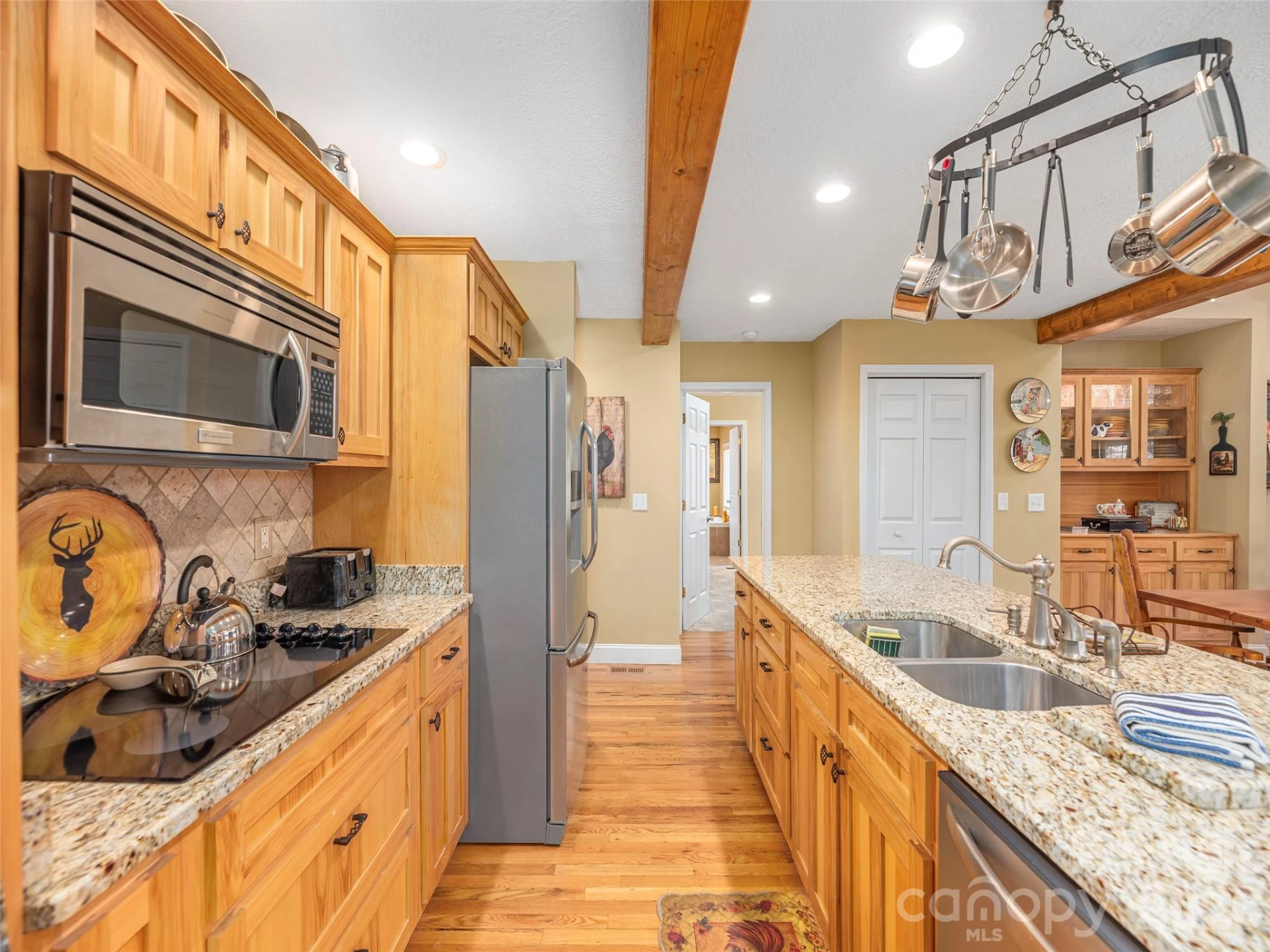 90 Lionheart Lane - Photo 13