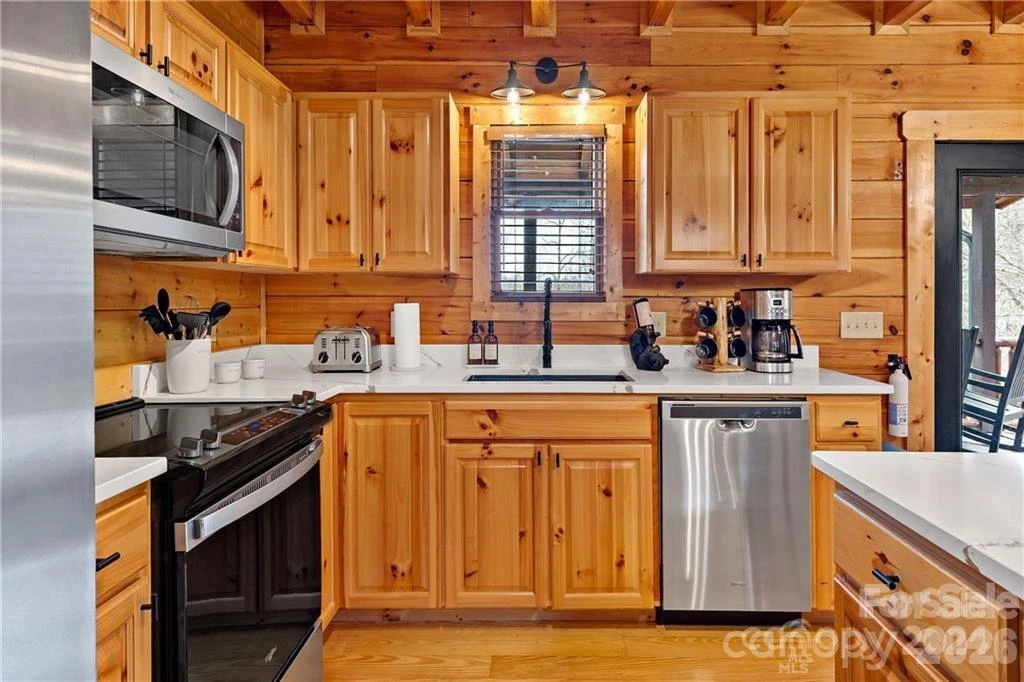 552 Lake Road - Photo 11