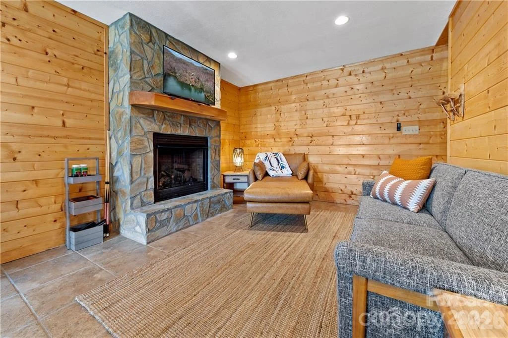 552 Lake Road - Photo 32