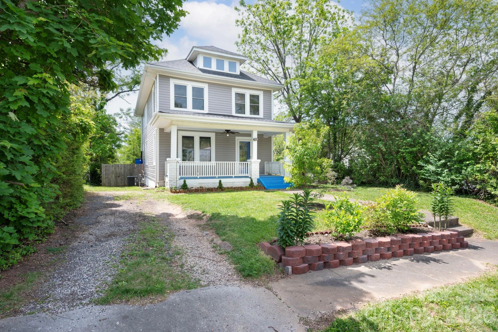 55 Walton Street - Photo 2