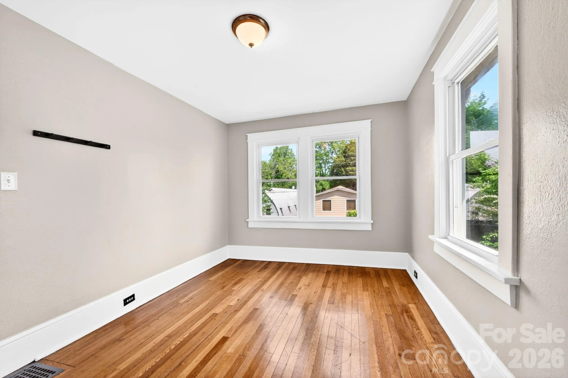 55 Walton Street - Photo 32
