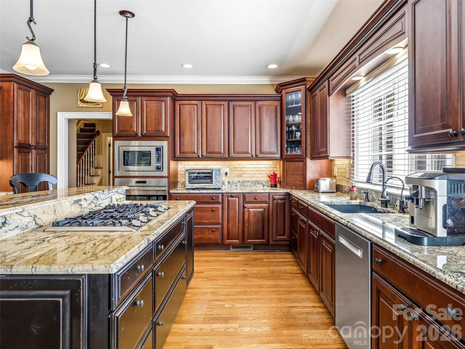 33 Tiverton Lane - Photo 15
