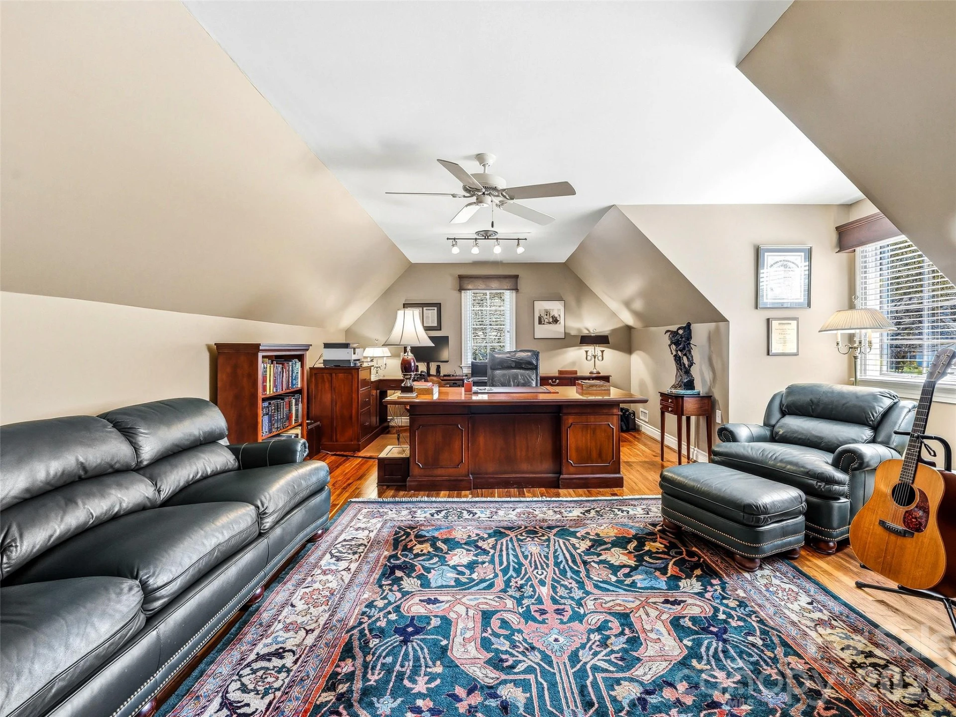 33 Tiverton Lane - Photo 32