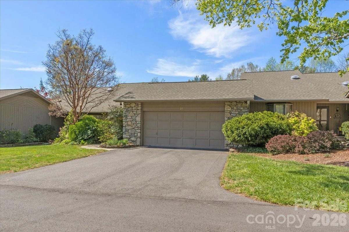 21 Ridge Terrace - Photo 2