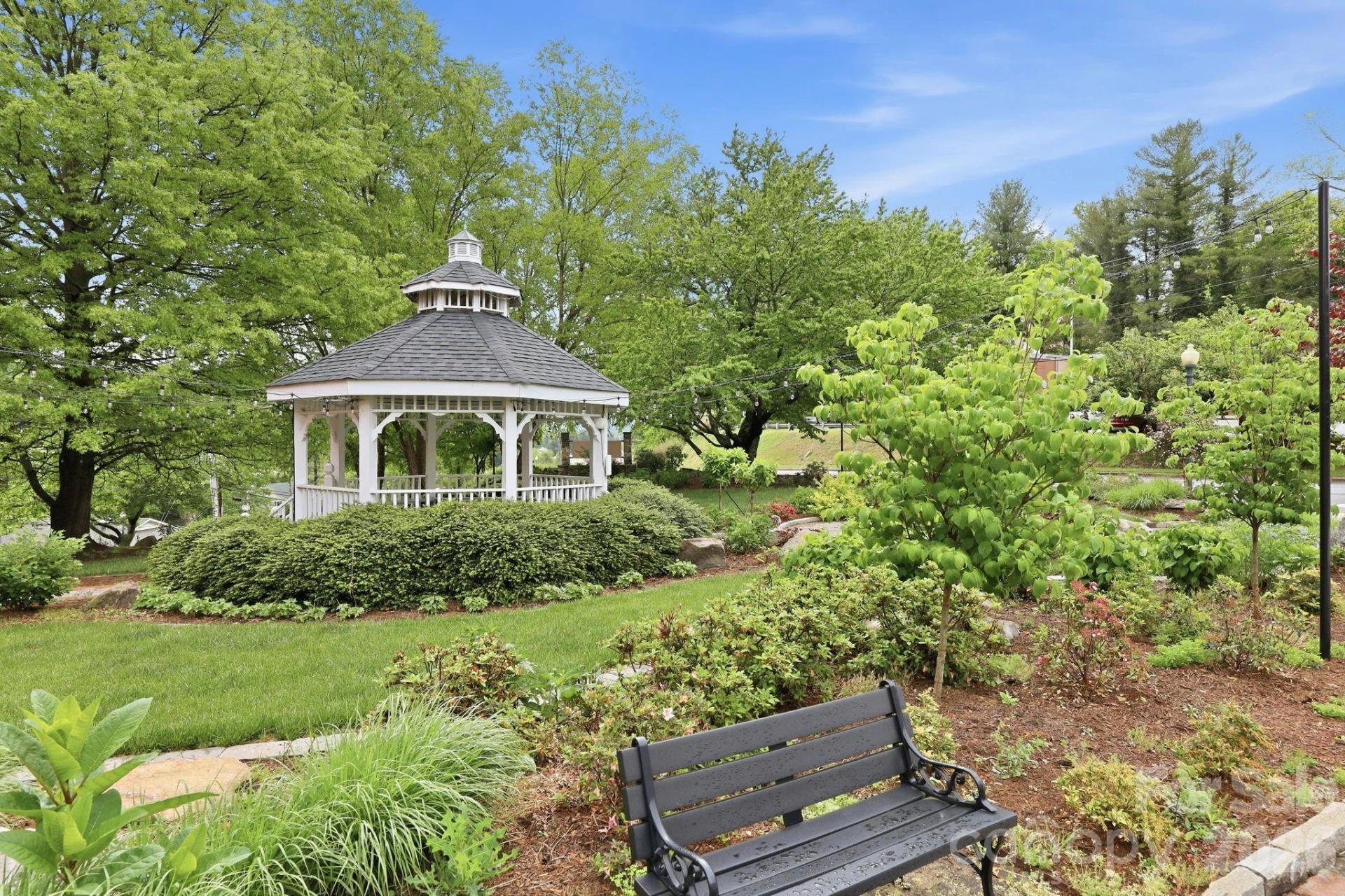 122 Running Deer Lane - Photo 32