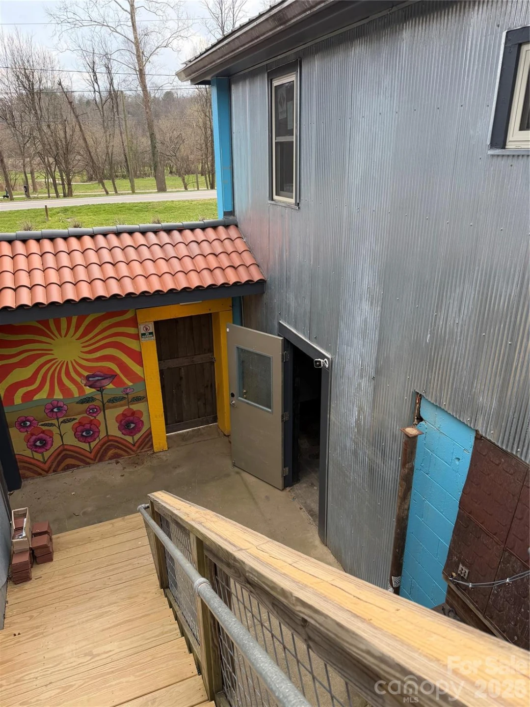 219 Amboy Road - Photo 16