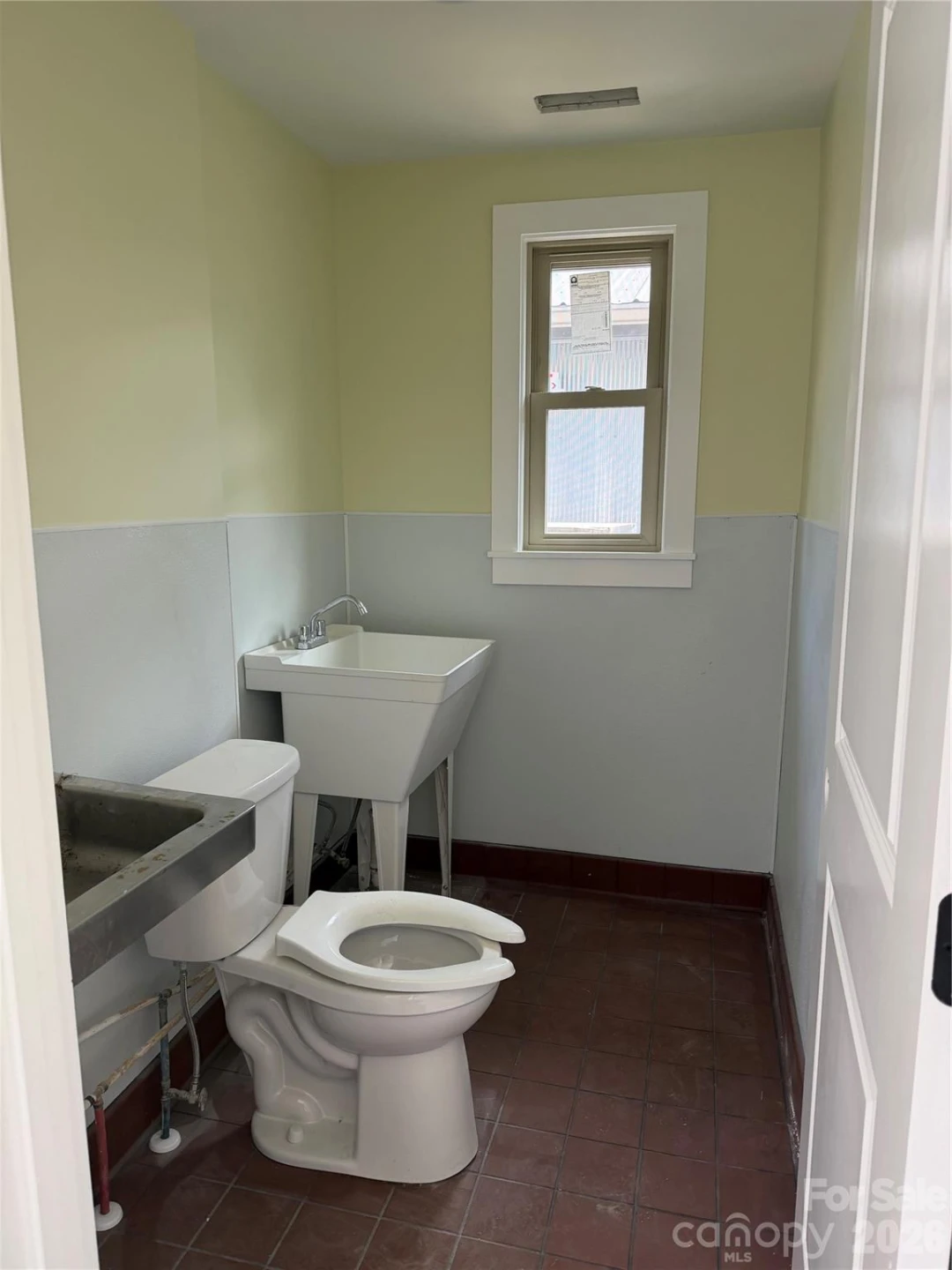 219 Amboy Road - Photo 26