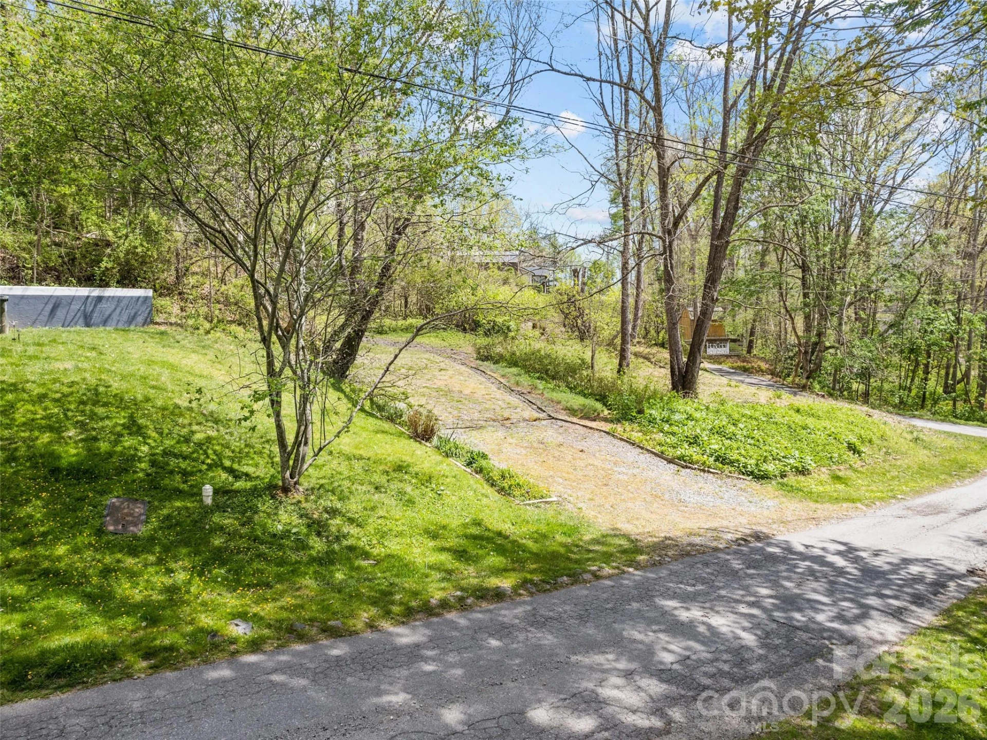 26 Lansing Road - Photo 4