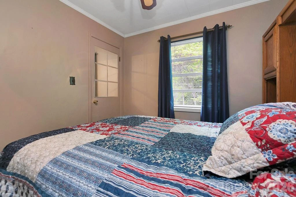 520 Blythe Road - Photo 17