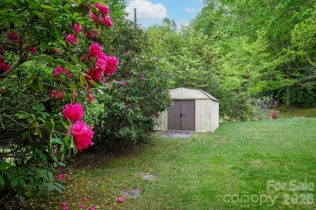 520 Blythe Road - Photo 37