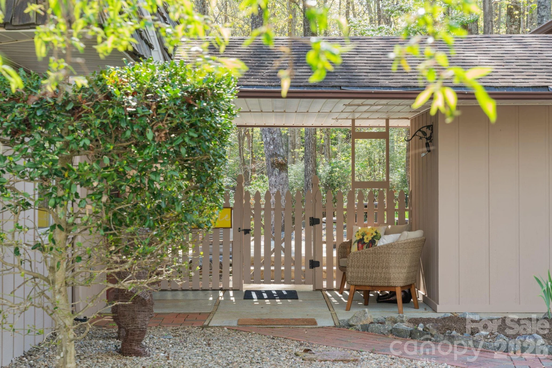 363 S Sequoyah Lane - Photo 5