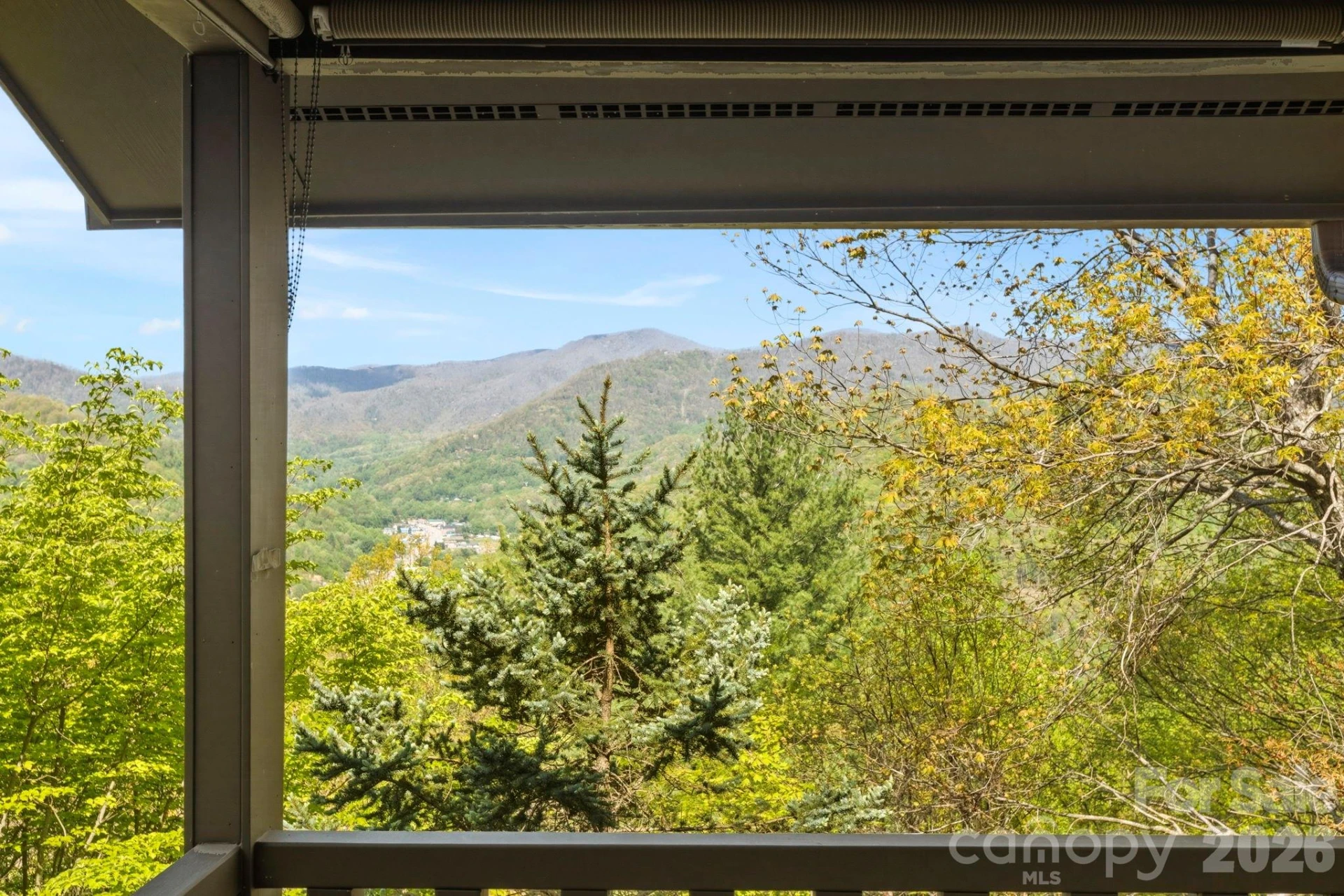 821 Summit Drive - Photo 29