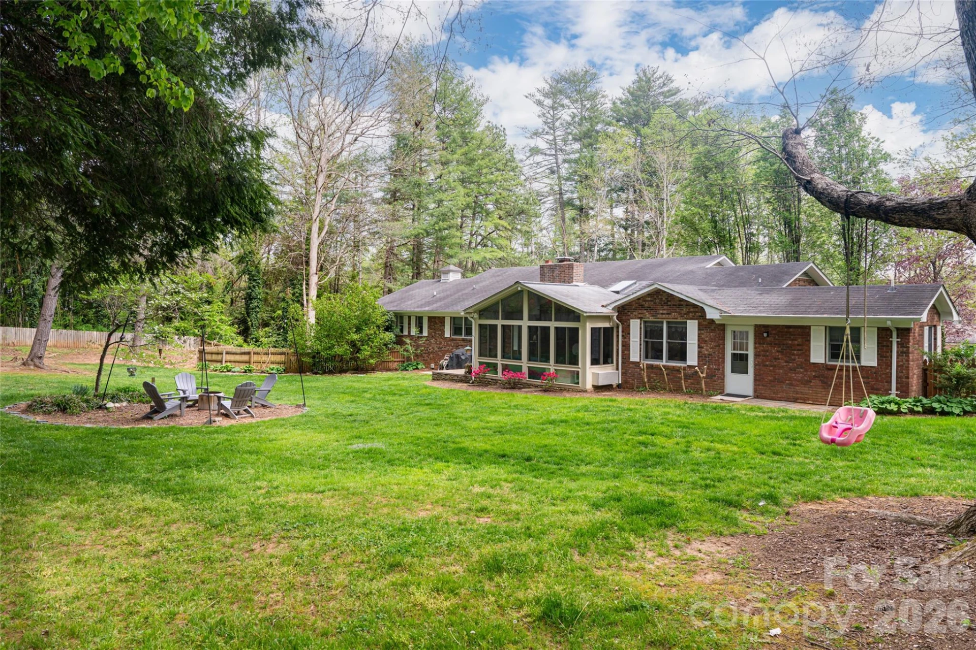 117 Brandon Road - Photo 2