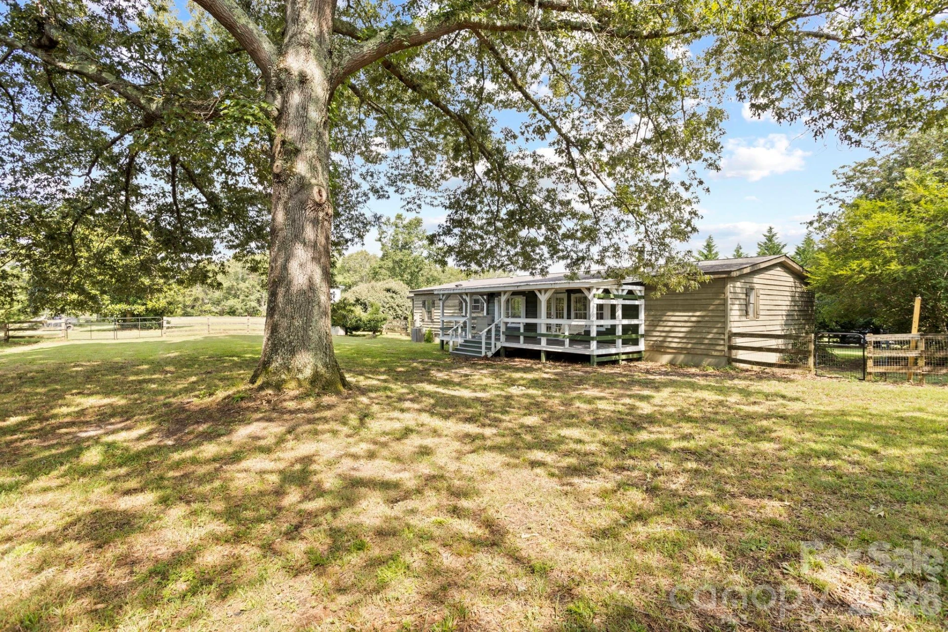 1896 E Green Creek Drive - Photo 3