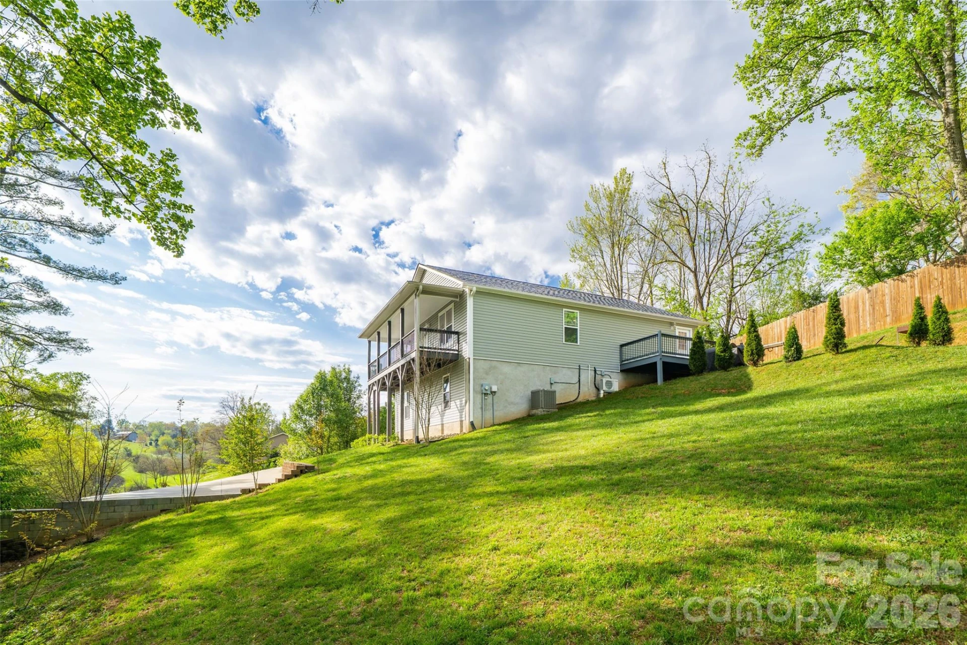 16 DanielBrooke Drive - Photo 2