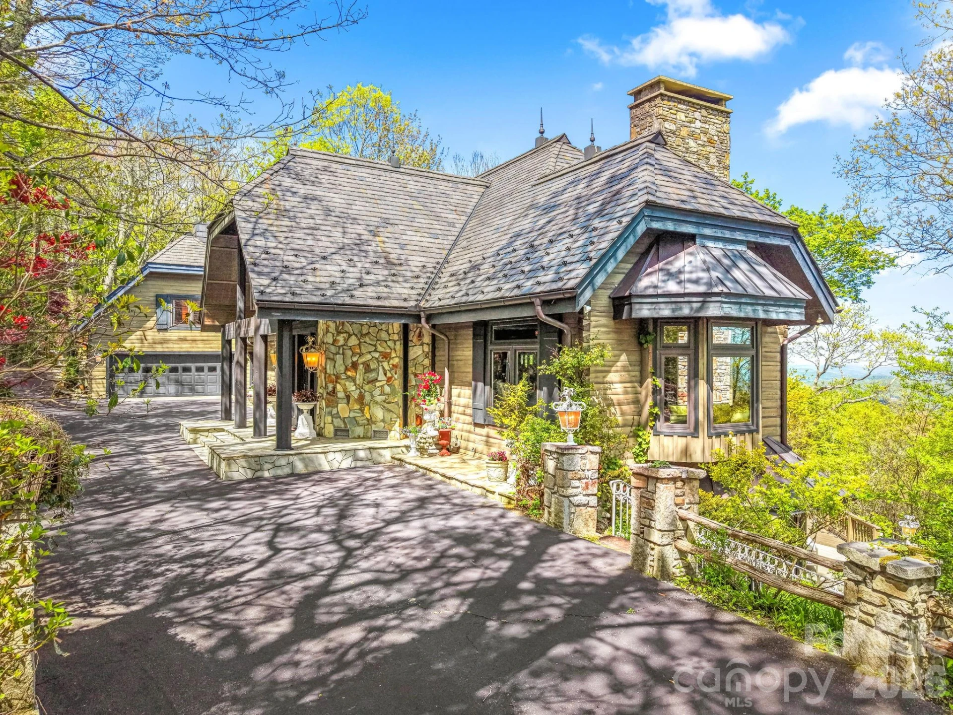 1052 Toxaway Drive - Photo 43
