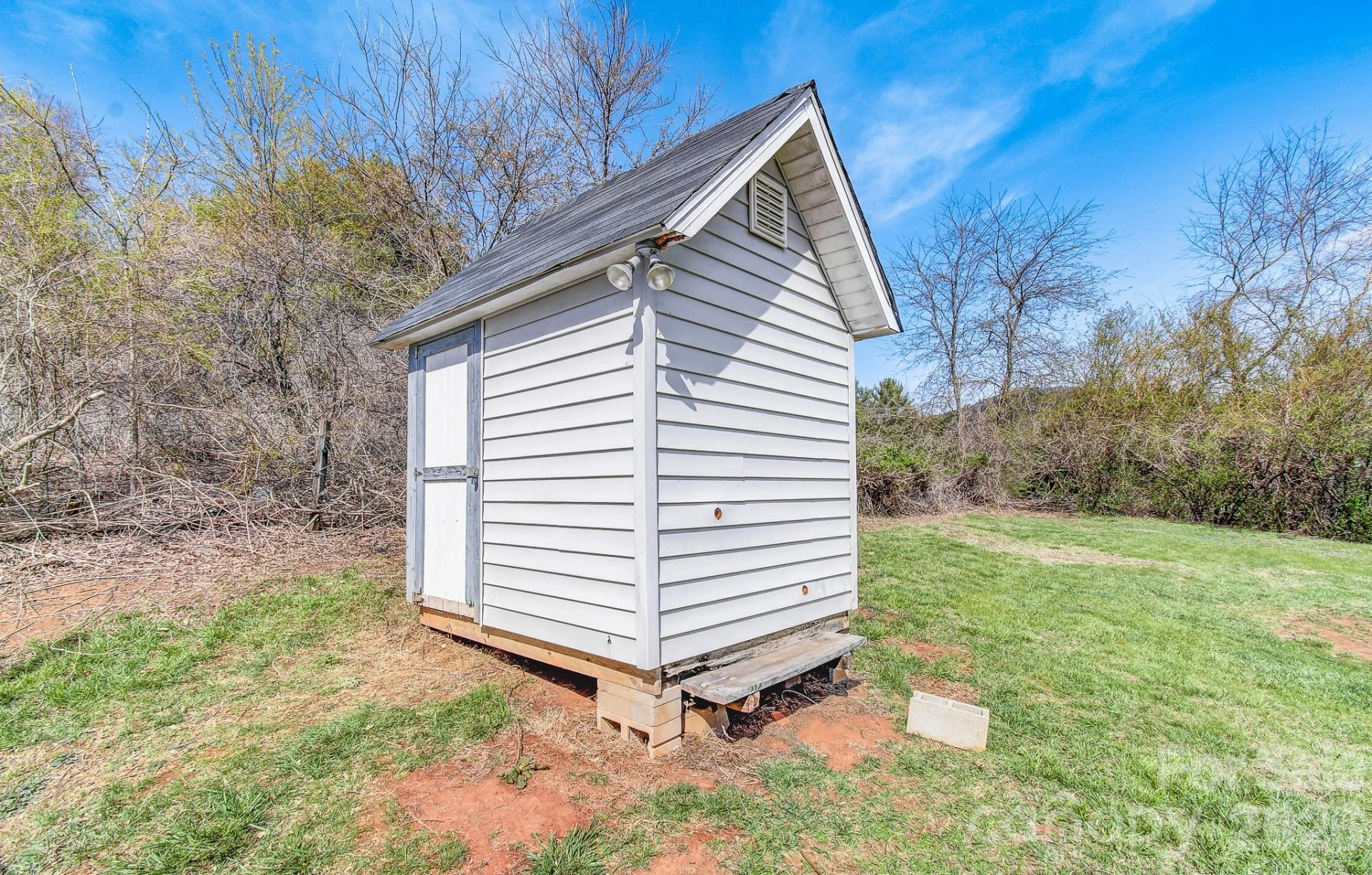 10 Lands End Drive - Photo 18