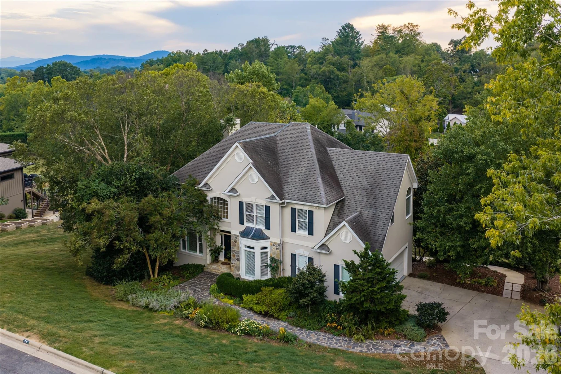 38 Pine Acre Boulevard - Photo 2