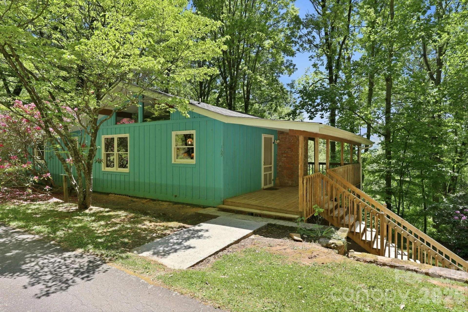 169 Sleepy Hollow Lane - Photo 3