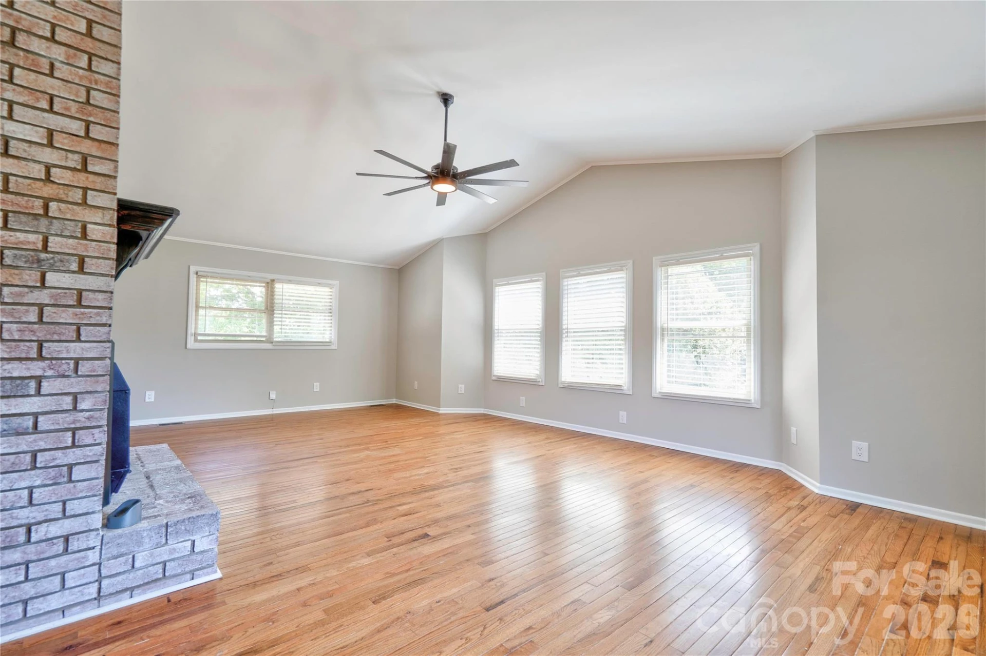 176 Knollwood Drive - Photo 7