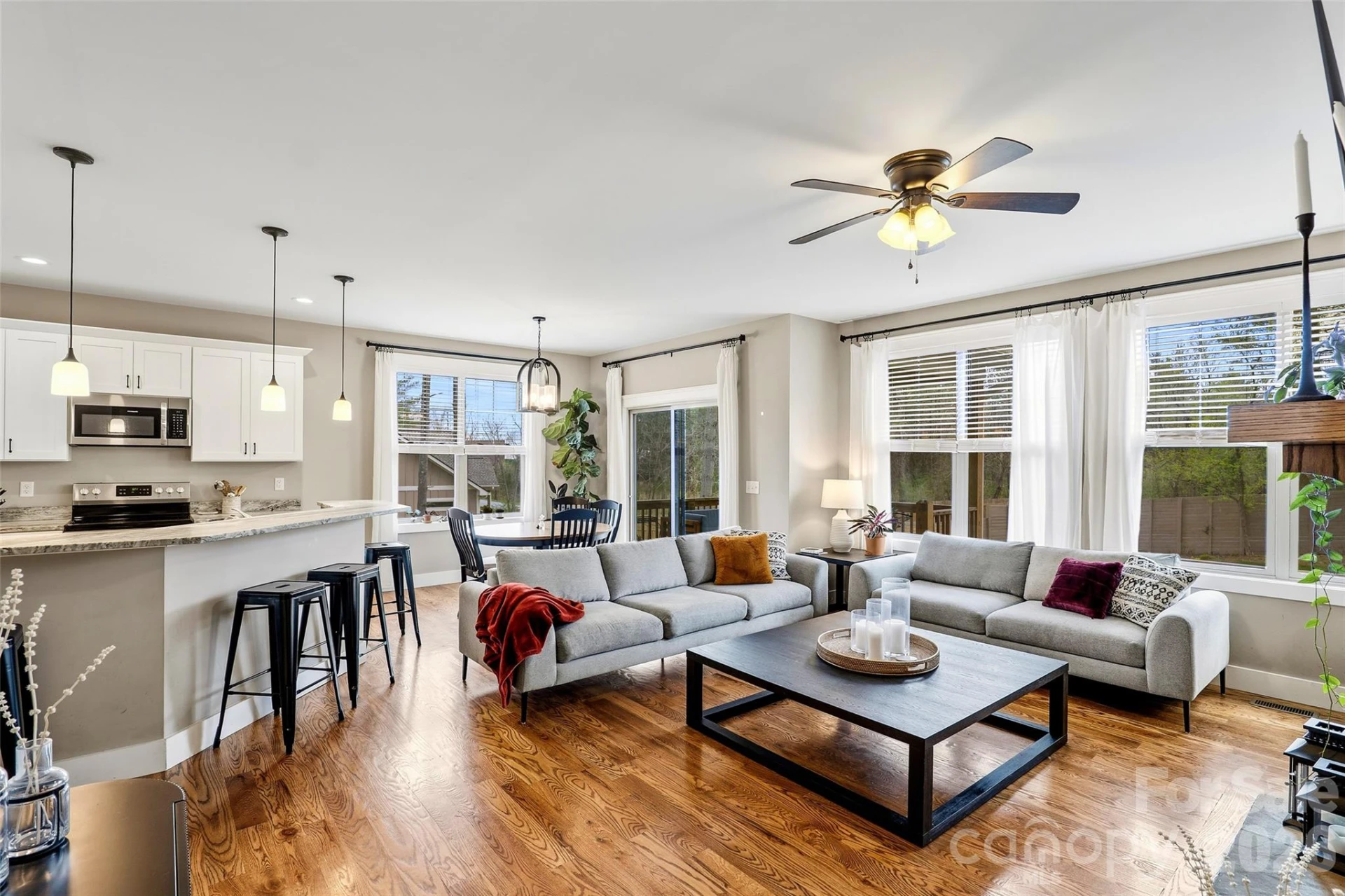 21 Wood Path Lane - Photo 4