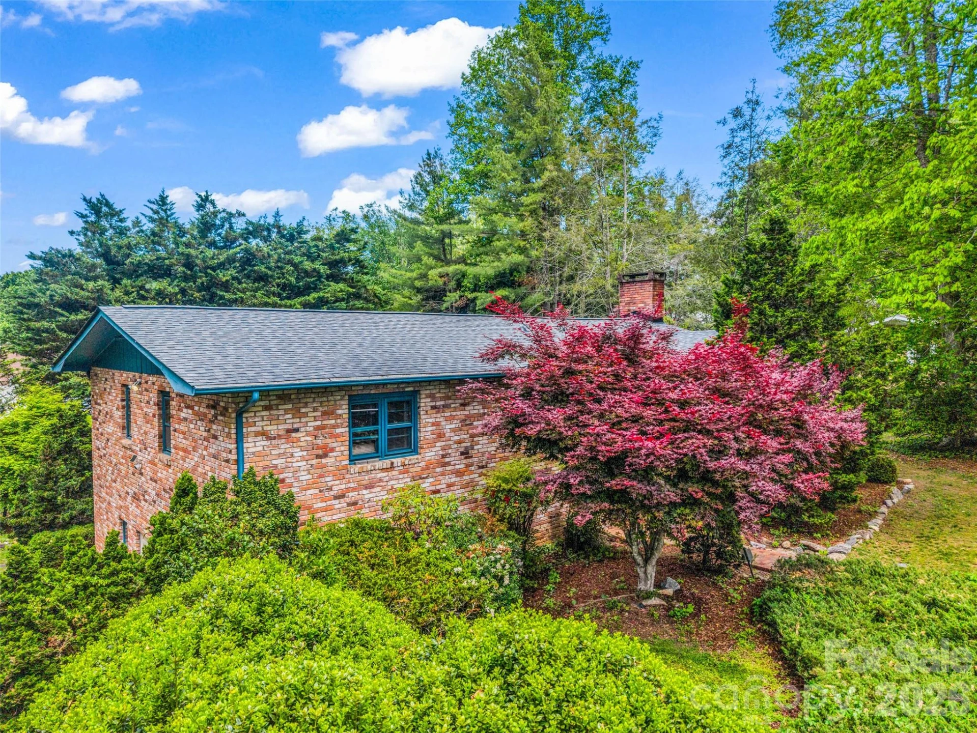 122 W Sweetbriar Lane - Photo 3