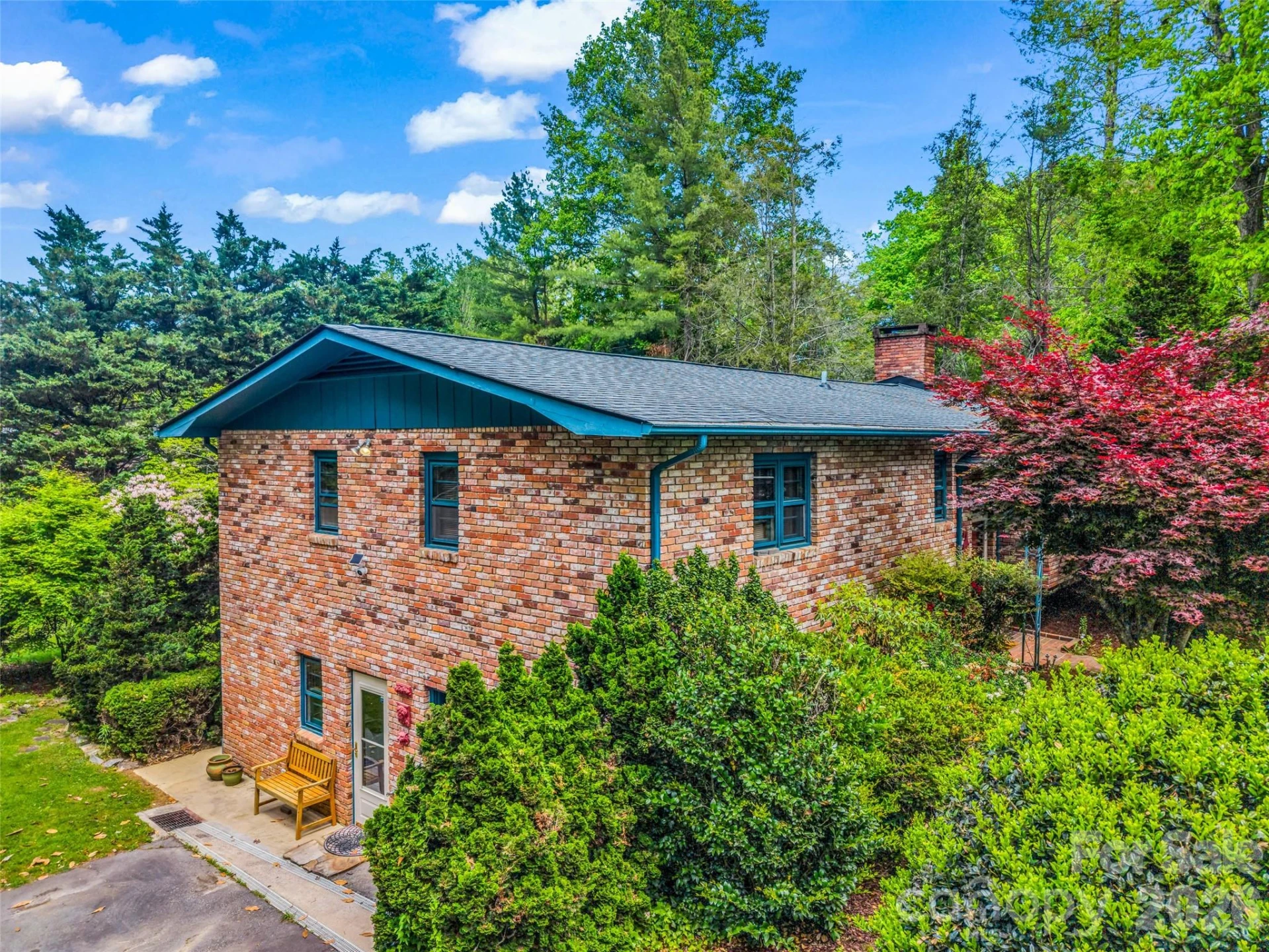 122 W Sweetbriar Lane - Photo 4