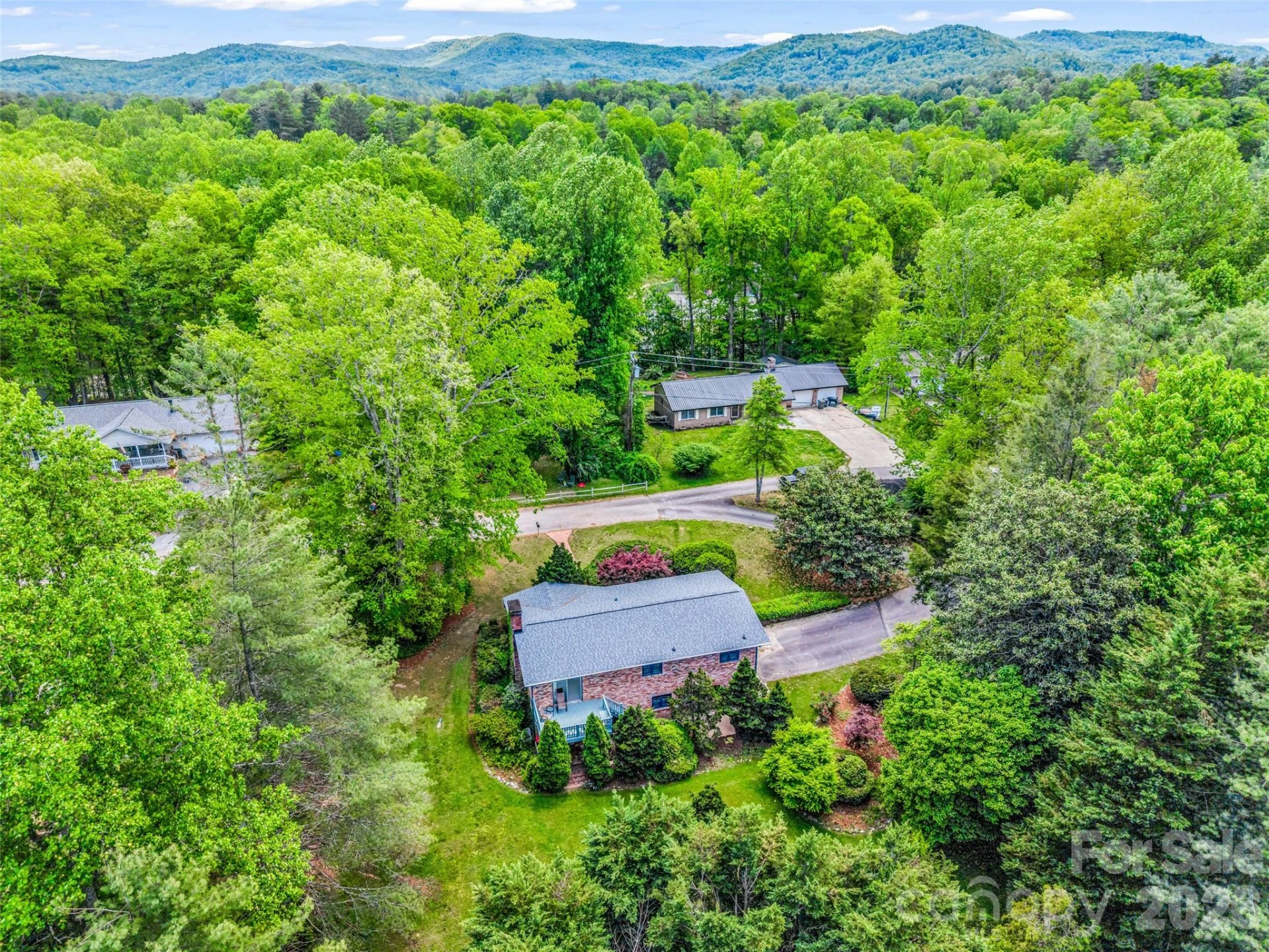 122 W Sweetbriar Lane - Photo 46