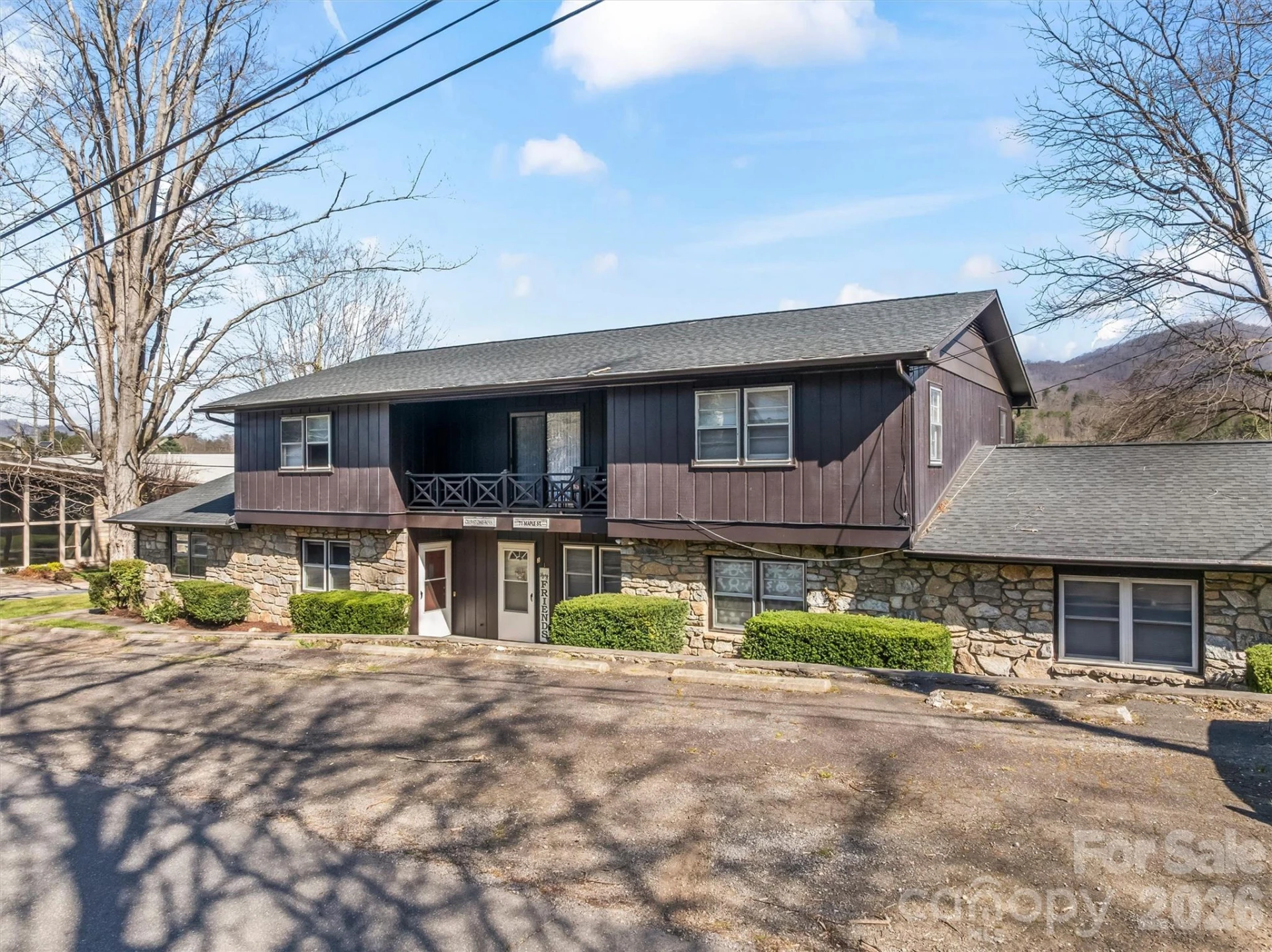 71 Maple Street - Photo 2