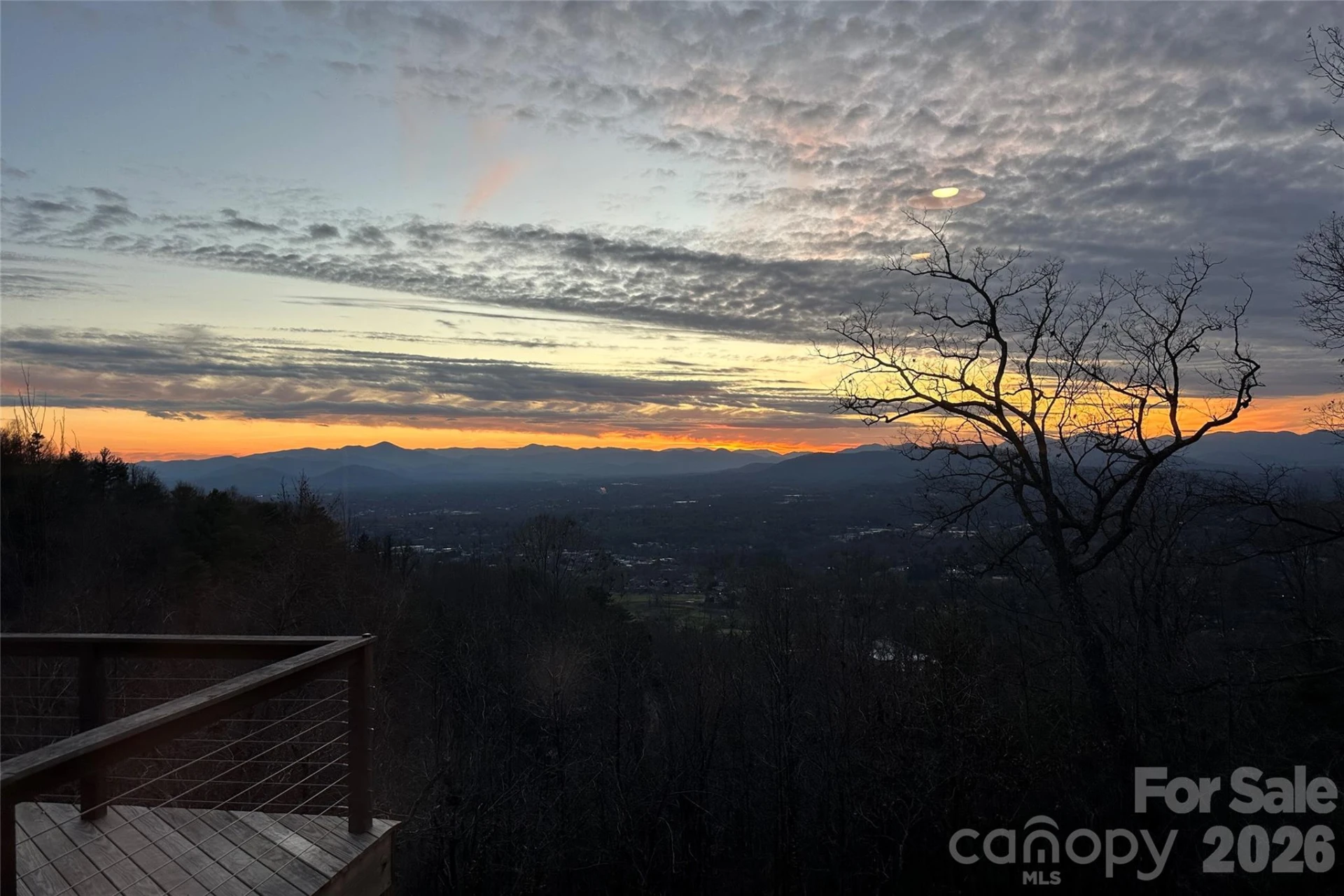 110 Crestwood Road - Photo 4