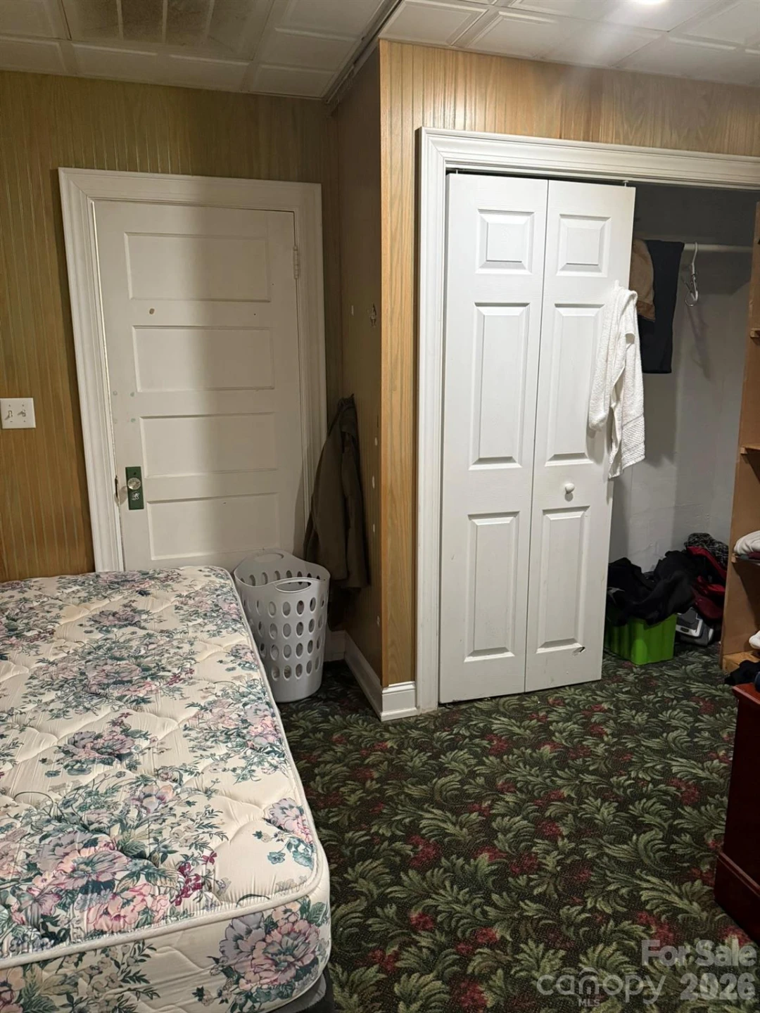 880 N Main Street - Photo 35