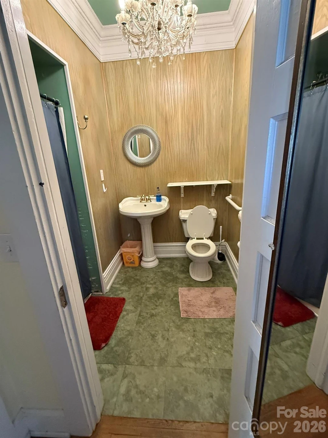 880 N Main Street - Photo 42