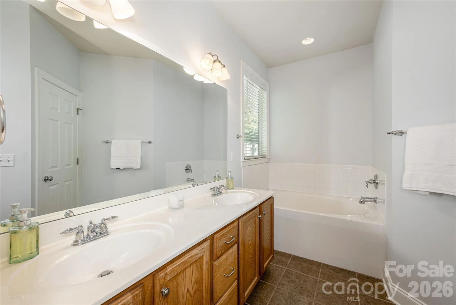 5 Hoolet Court - Photo 14