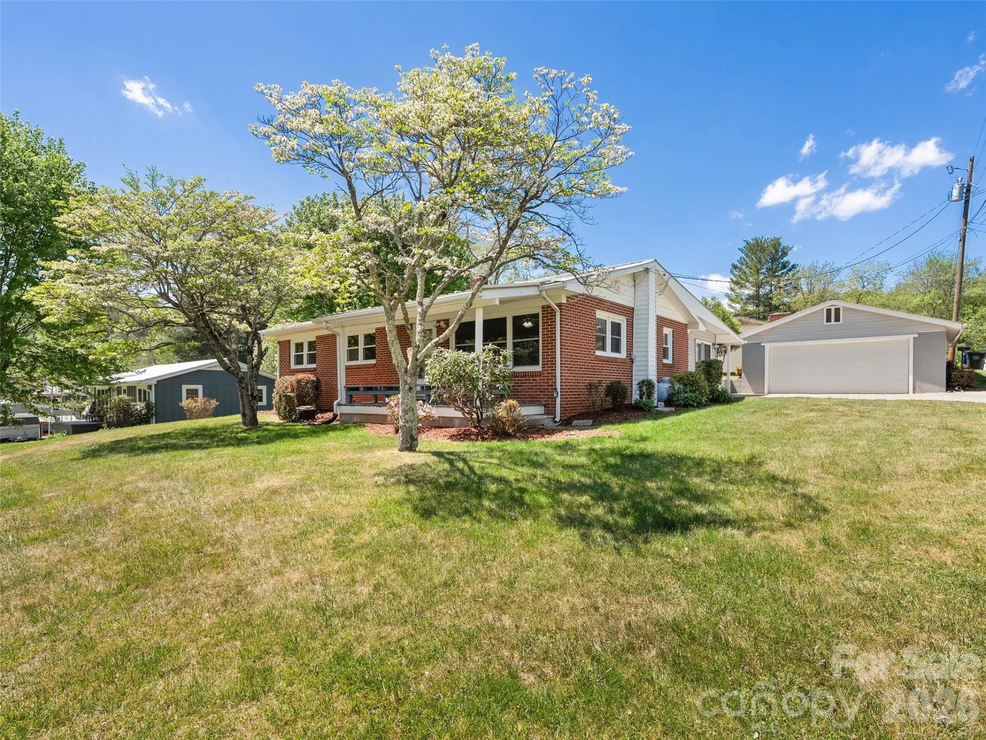 17 W Farley Street - Photo 2