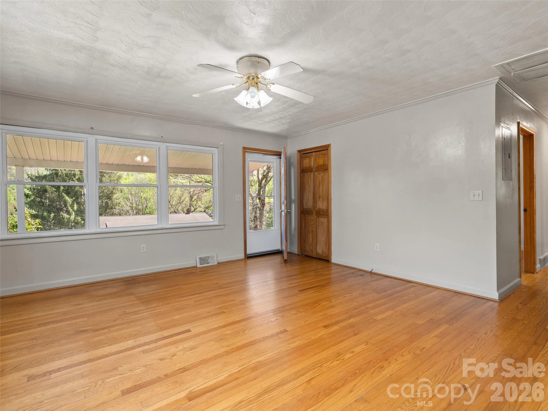 17 W Farley Street - Photo 6