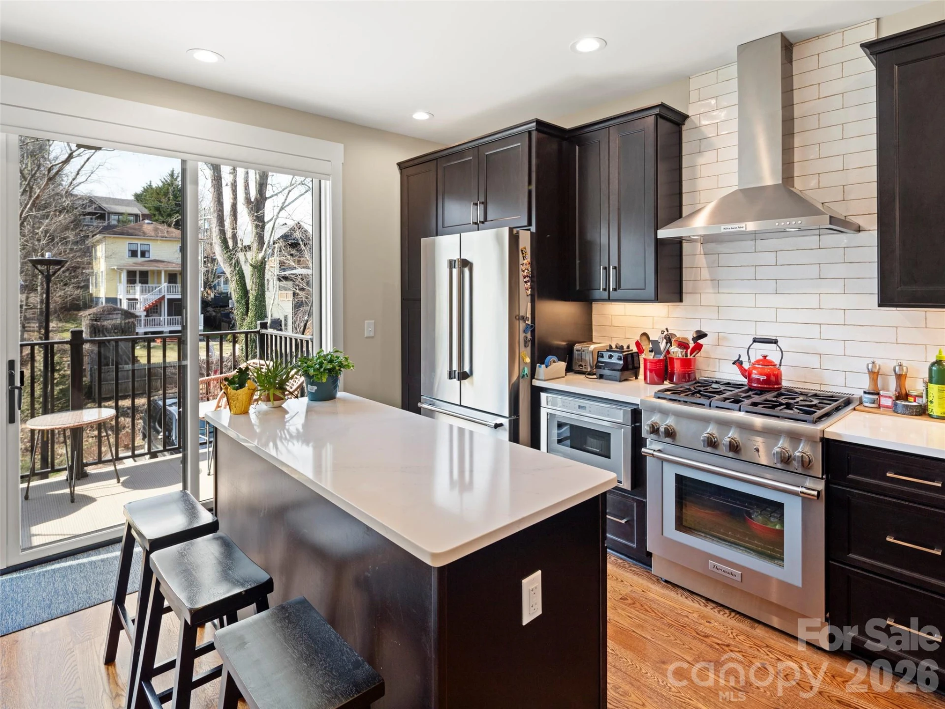 221 Broadway Street - Photo 10