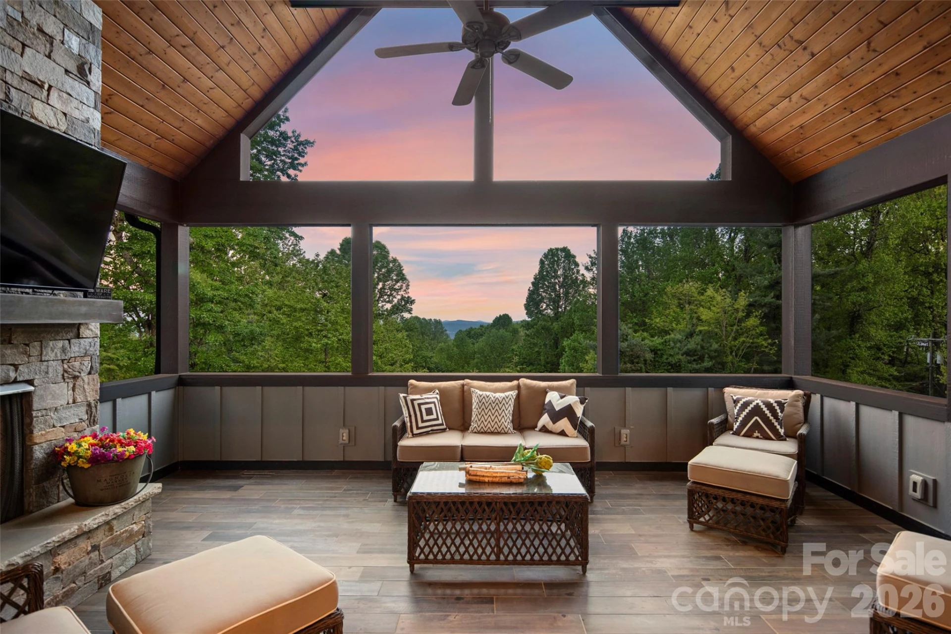 231 Tower Circle - Photo 2
