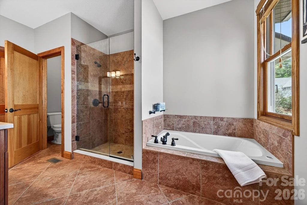 24 Triple Fairways Drive - Photo 19