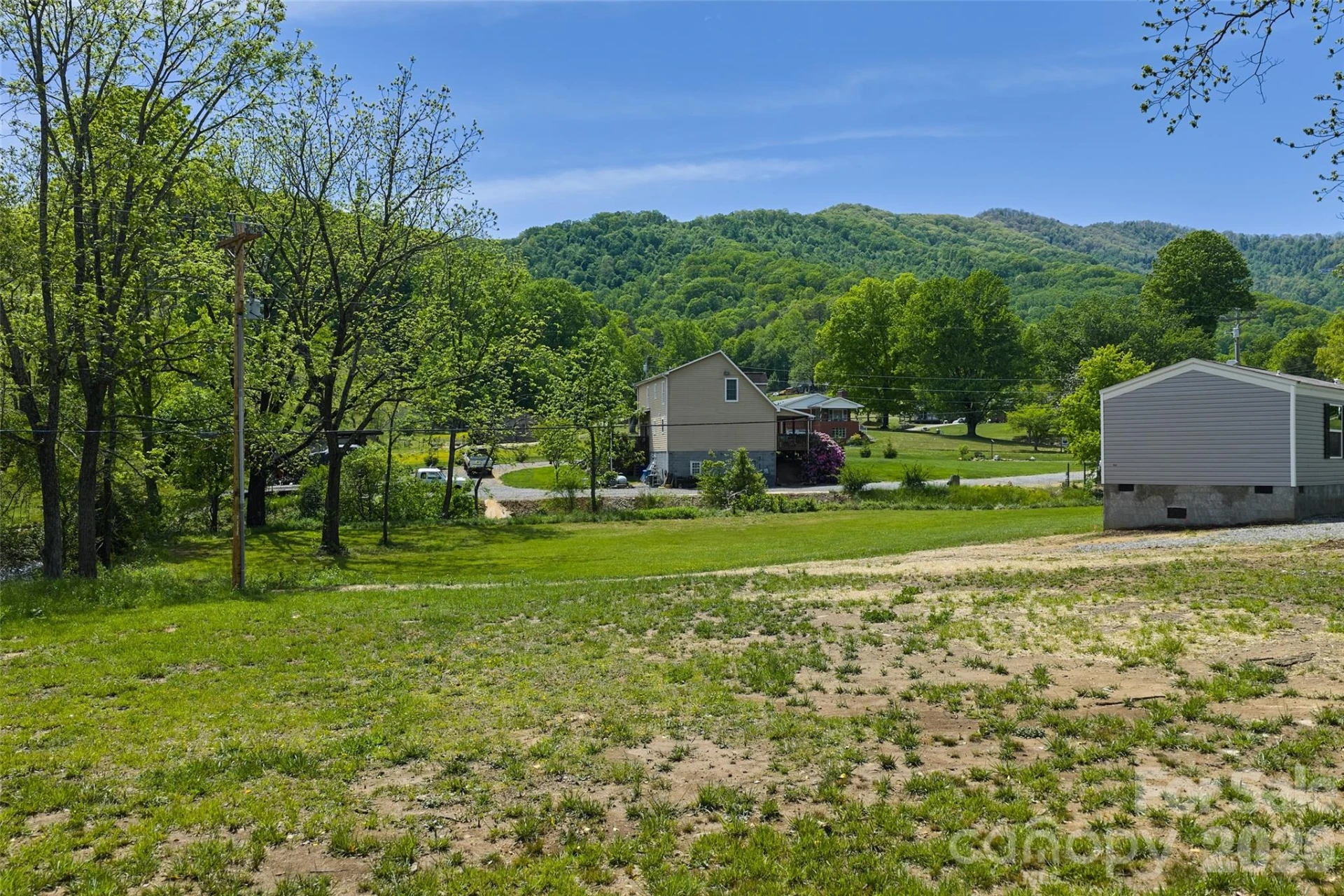 265 Curtis Creek Road - Photo 15