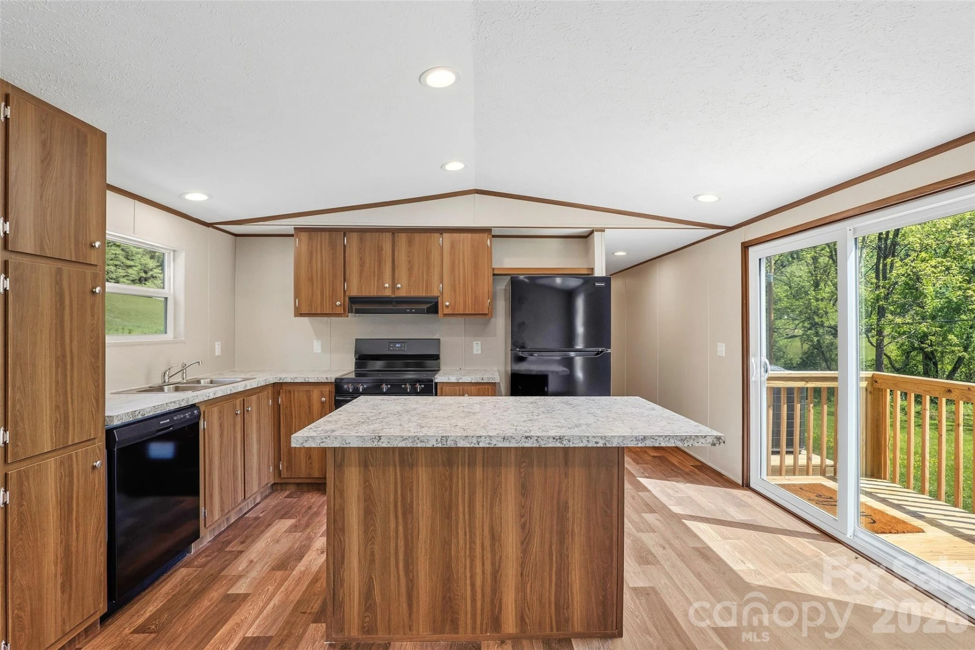 265 Curtis Creek Road - Photo 3