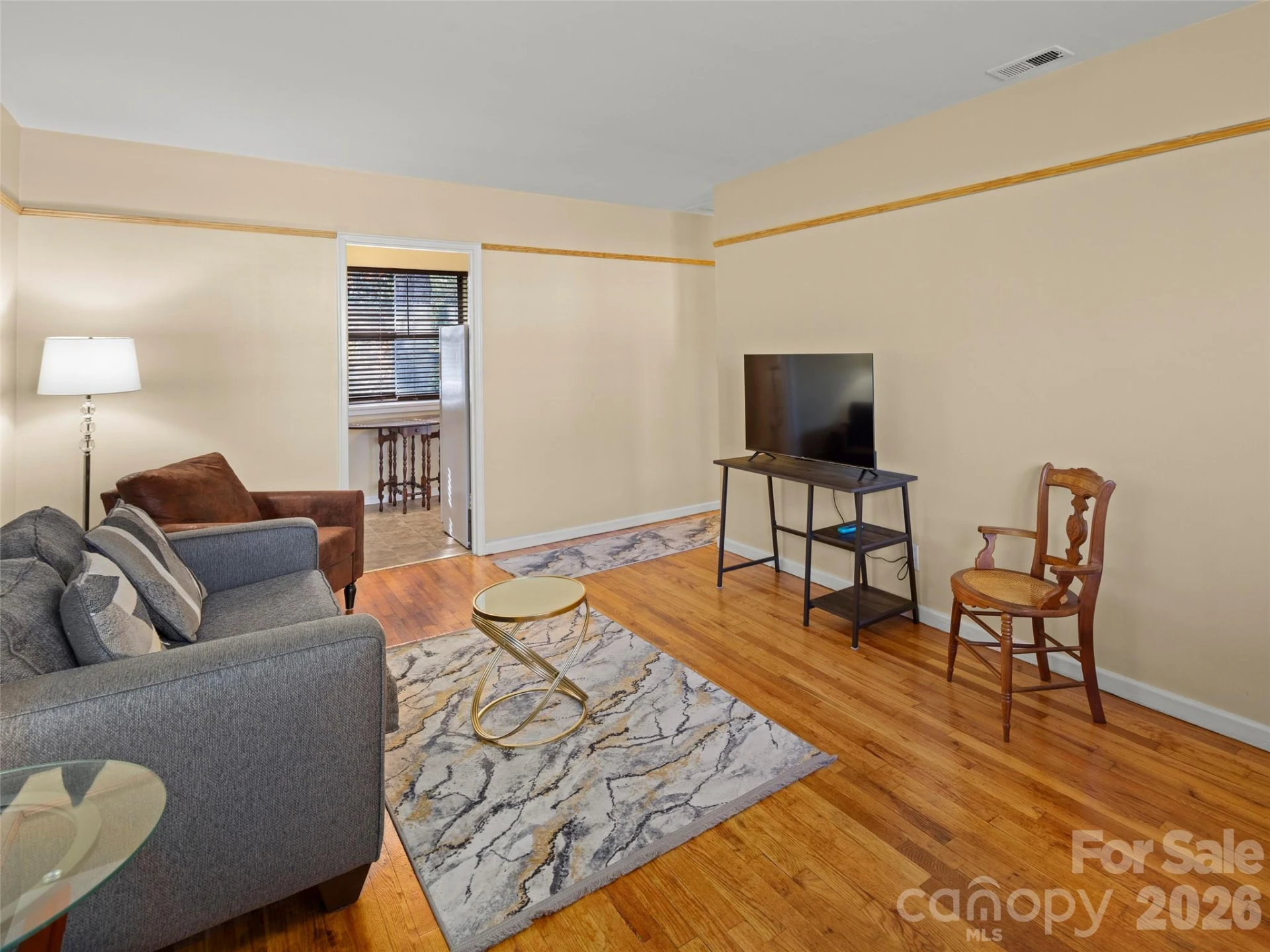 8 Units - 615 Biltmore Avenue - Photo 2