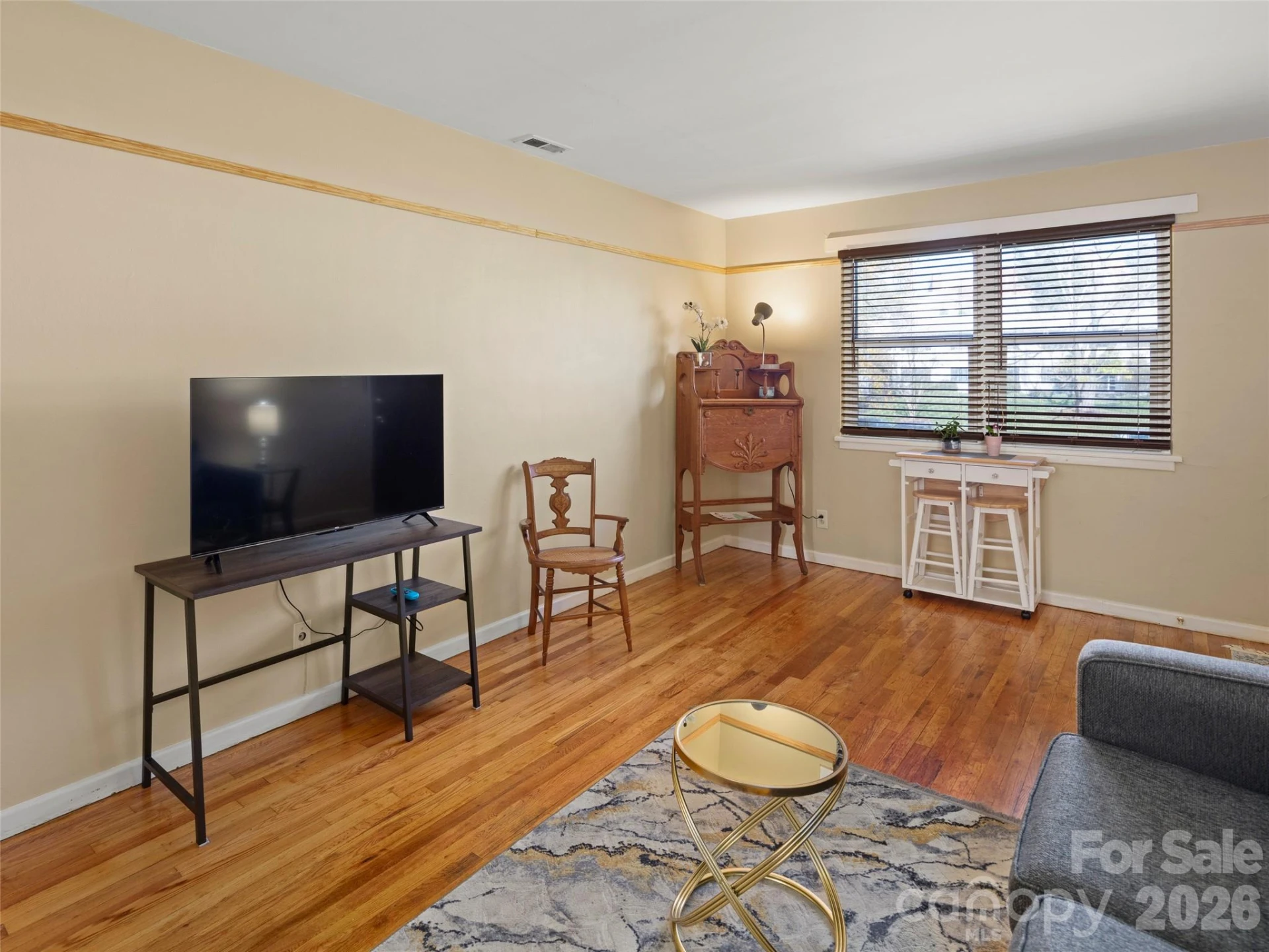 8 Units - 615 Biltmore Avenue - Photo 5