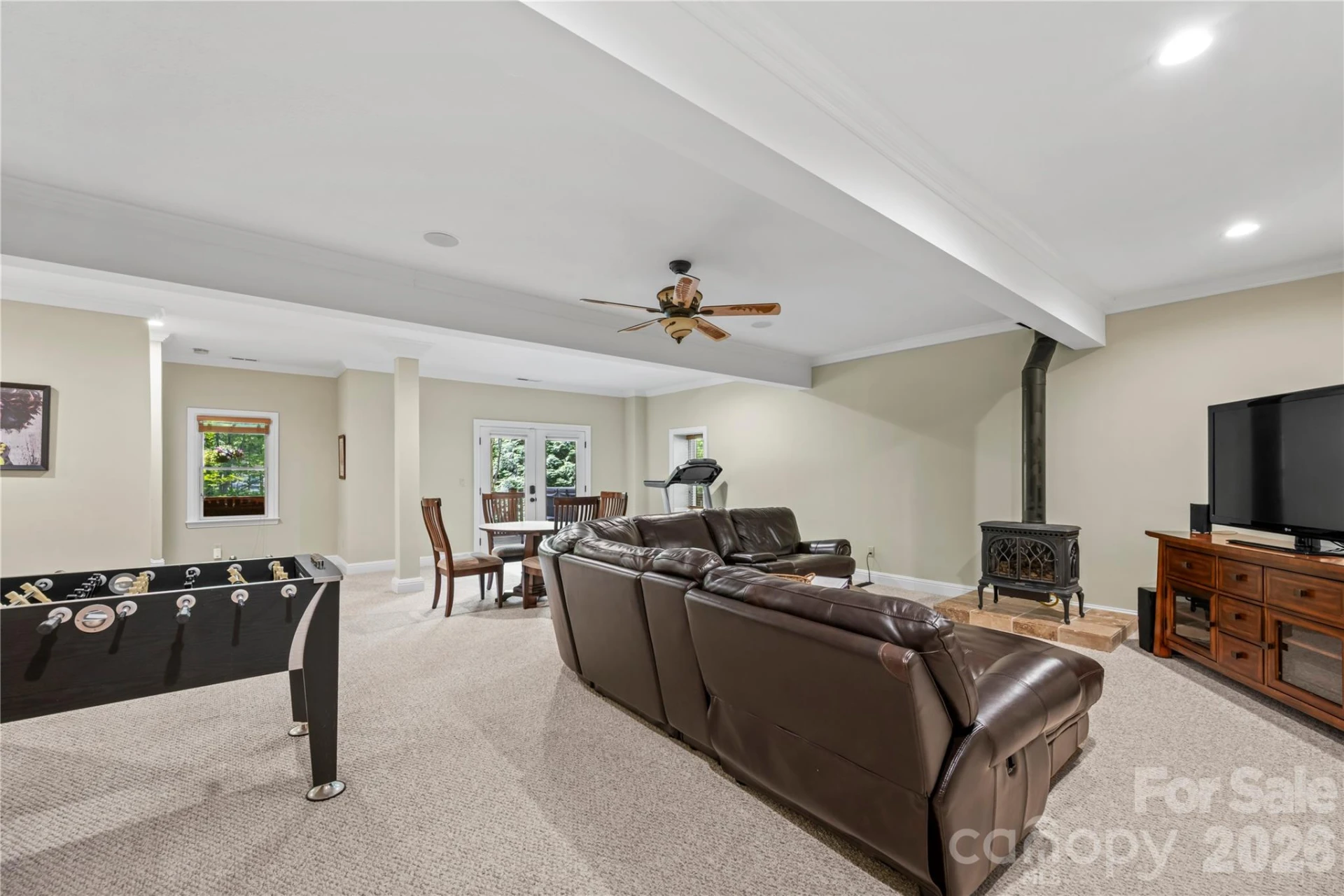 128 Churchill Downs Drive - Photo 33