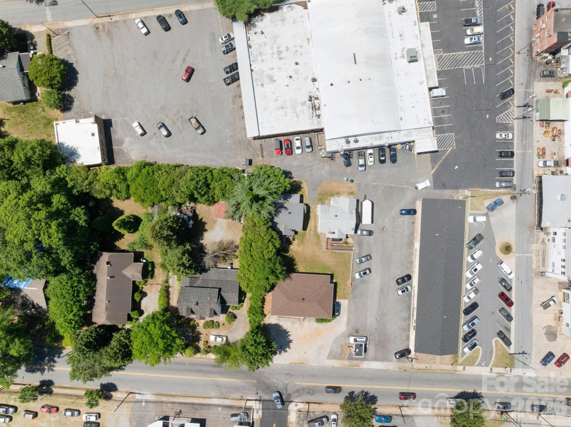 136 S Broadway Street - Photo 16